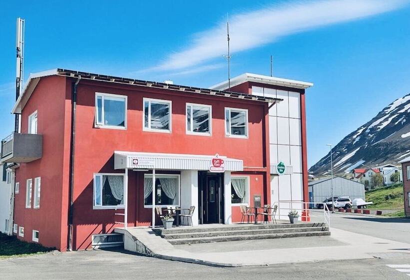 پانسیون Klara Guesthouse