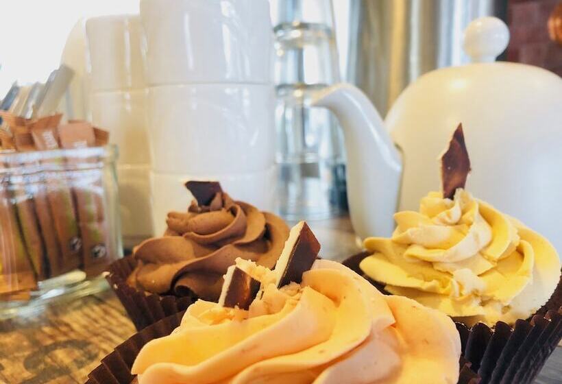 پانسیون Klara Guesthouse