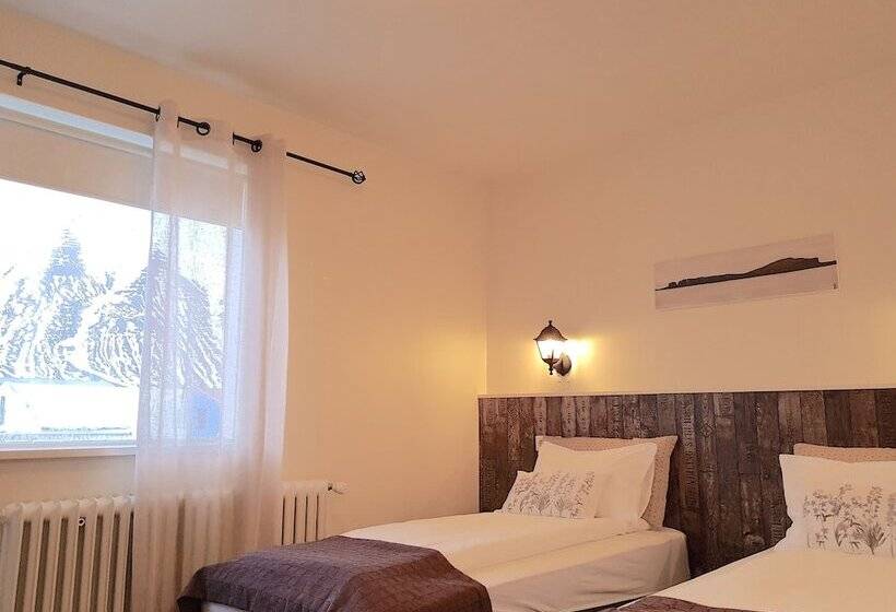 پانسیون Klara Guesthouse