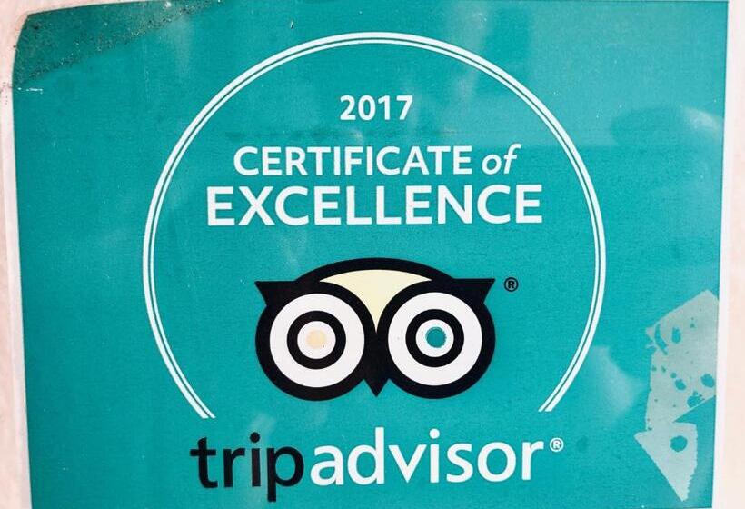 پانسیون Klara Guesthouse