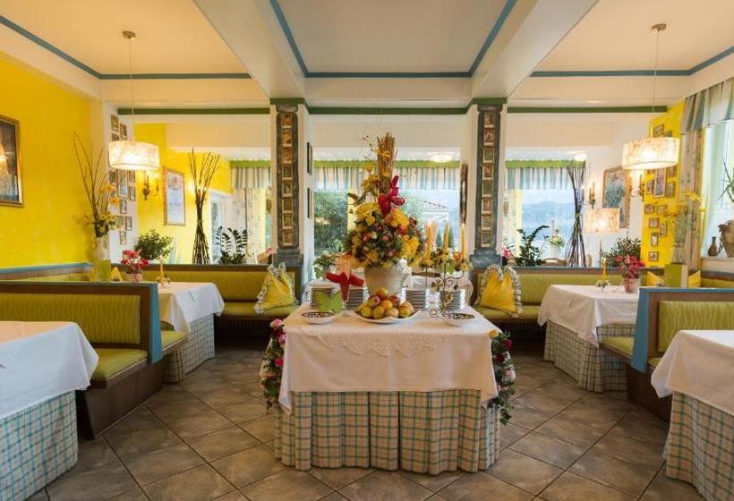 پانسیون Landhaus Gastein