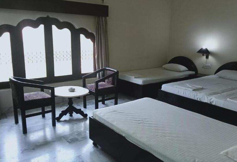 펜션 Marble Palace