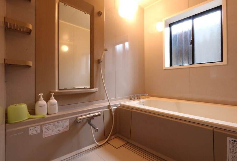 Пансион Minshuku Shiratani