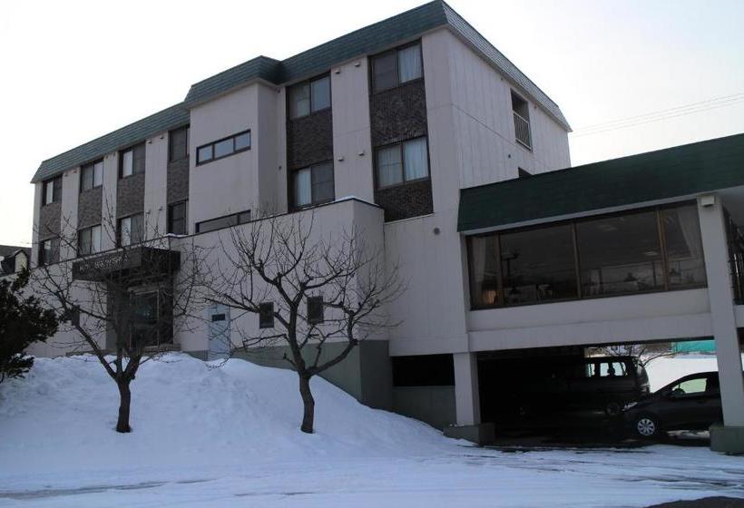 بنسيون Nakanoshima