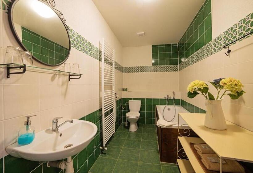 Пансион Penzión Starý Hostinec