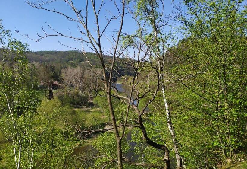 Пансион Penzion A Restaurace Nad Hradem