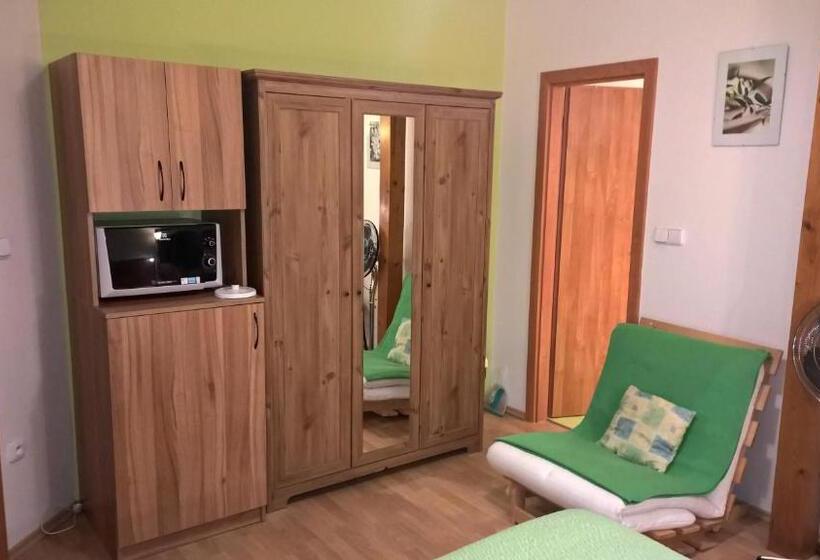 پانسیون Penzion Lilie