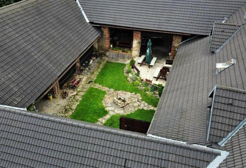 بنسيون Penzion U Dvojice