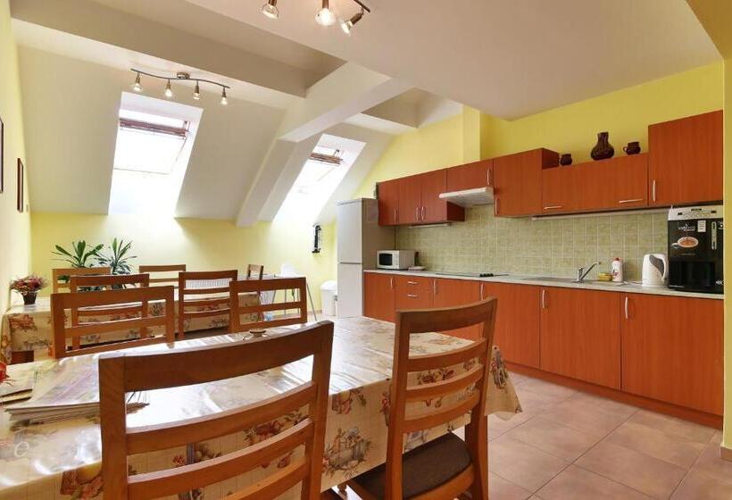 펜션 Penzion U Zamku