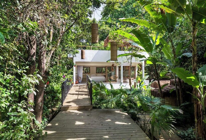 پانسیون Pousada Seis E Meia