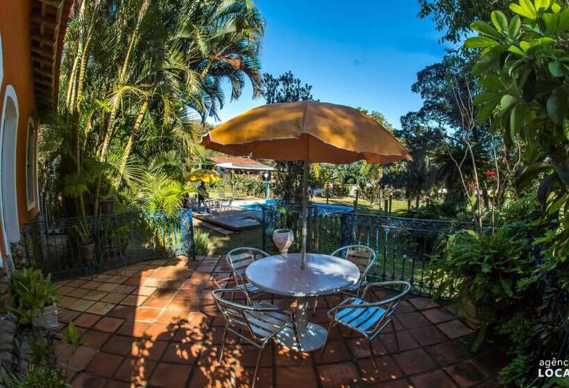 ペンション Pousada Villa Agrifoglio