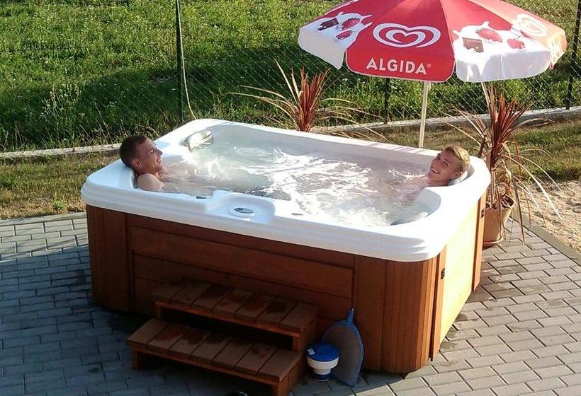 펜션 Penzion U Zamku