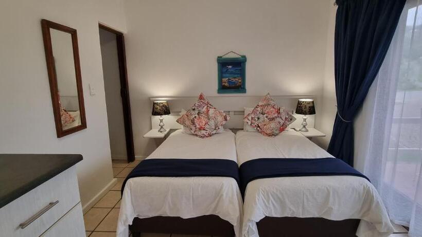 پانسیون Salt River Lodge