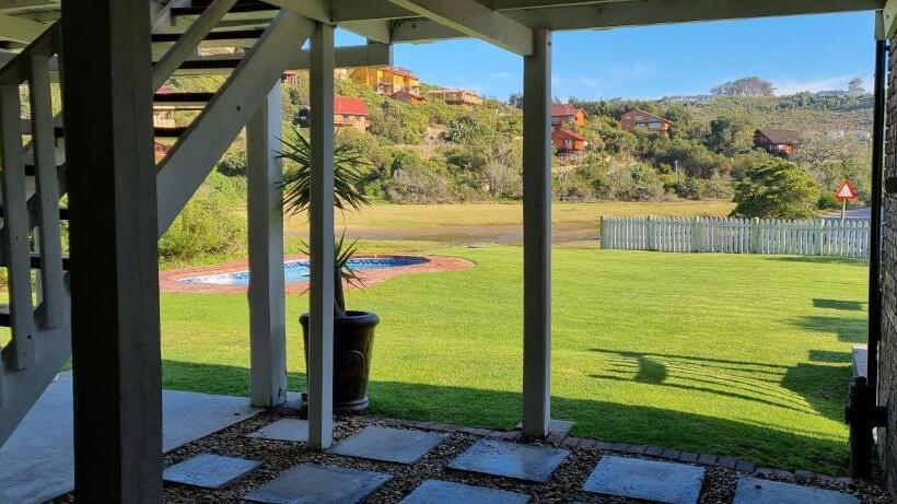 پانسیون Salt River Lodge