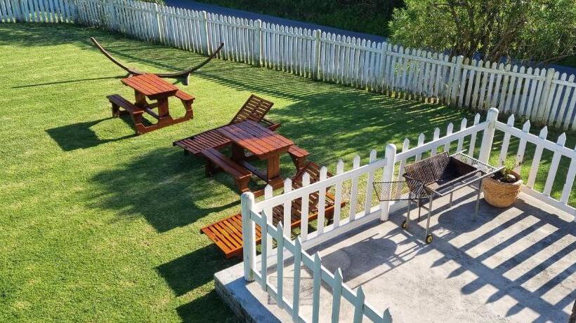 پانسیون Salt River Lodge