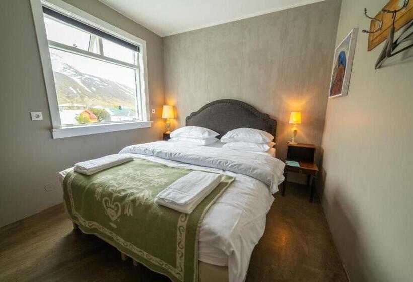 پانسیون Siglunes