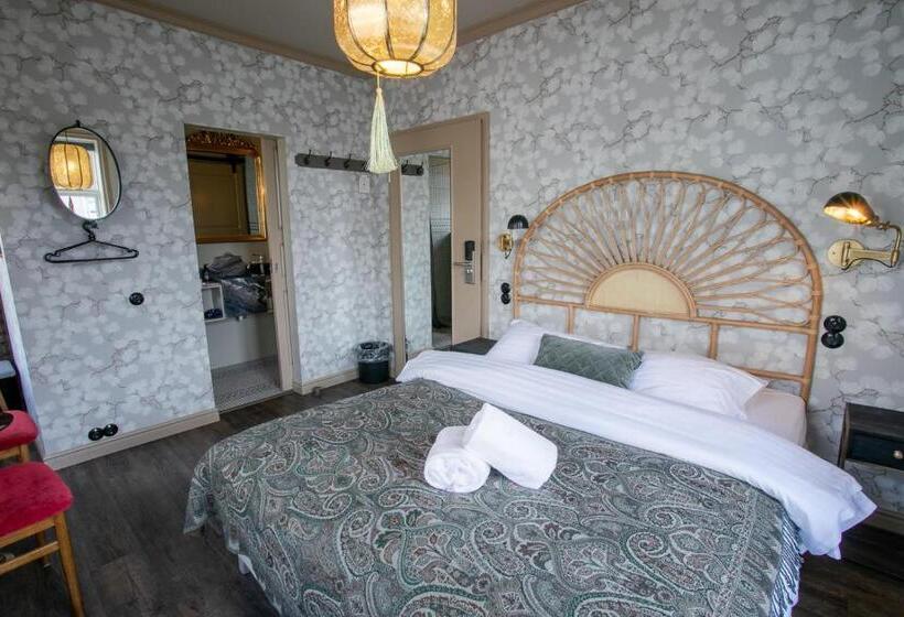 پانسیون Siglunes