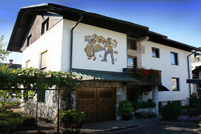 پانسیون Sobe Apartma Milena