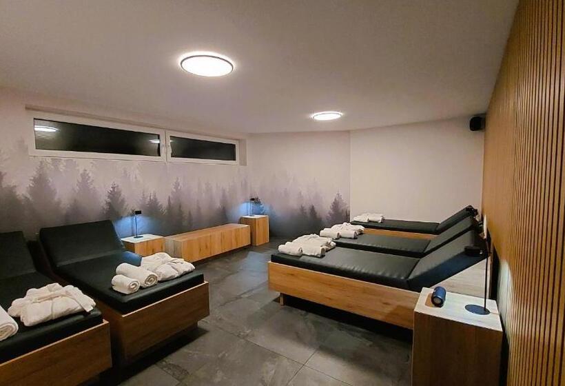 پانسیون T E M P F E R 2 Apartments & Rooms With New Wellness