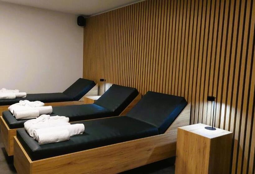 پانسیون T E M P F E R 2 Apartments & Rooms With New Wellness