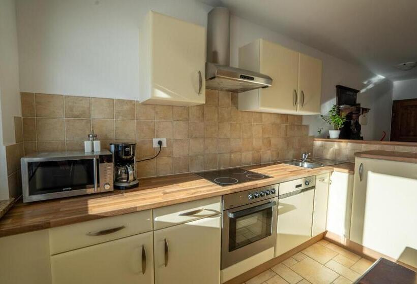 پانسیون T E M P F E R 2 Apartments & Rooms With New Wellness