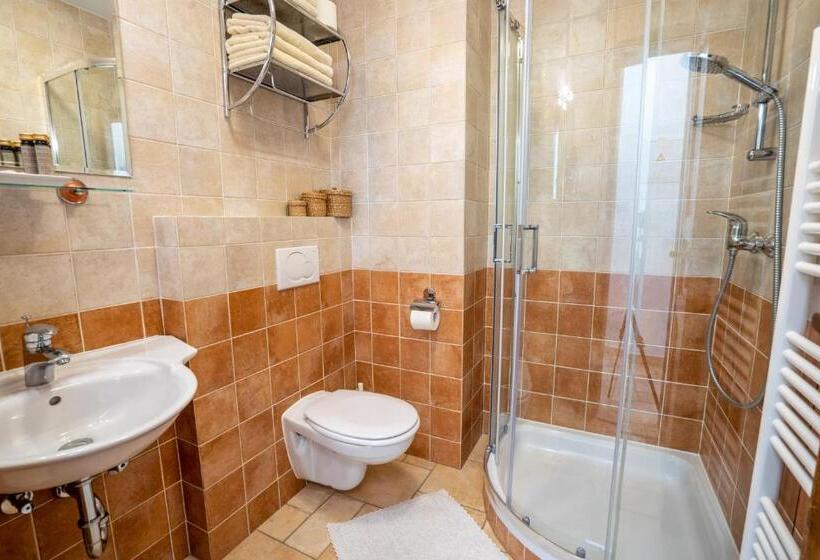 پانسیون T E M P F E R 2 Apartments & Rooms With New Wellness