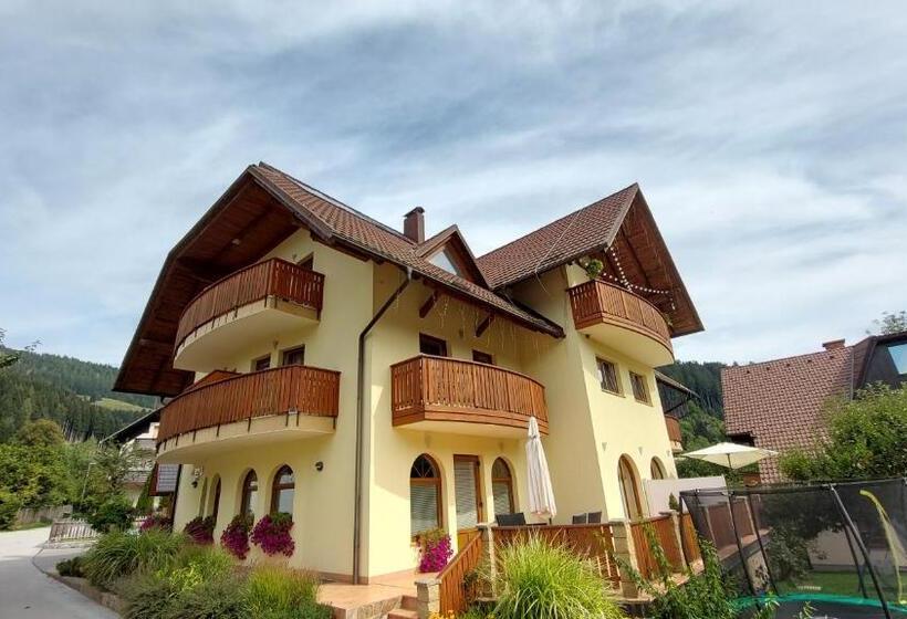 پانسیون T E M P F E R 2 Apartments & Rooms With New Wellness