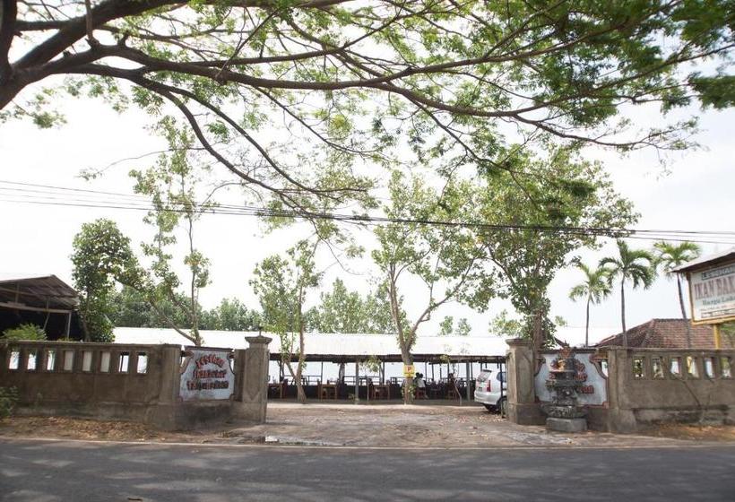 פנסיון Tanjung Alam