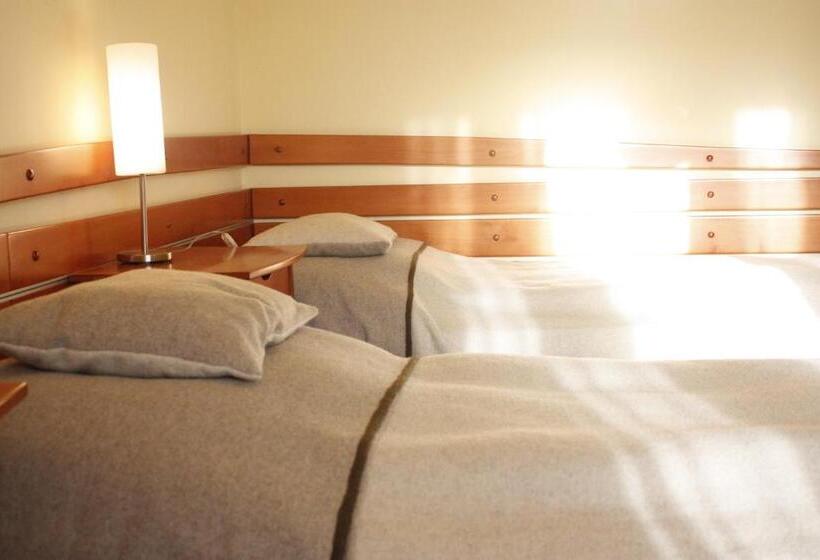 膳宿费 The Zen Hostel   Posticum