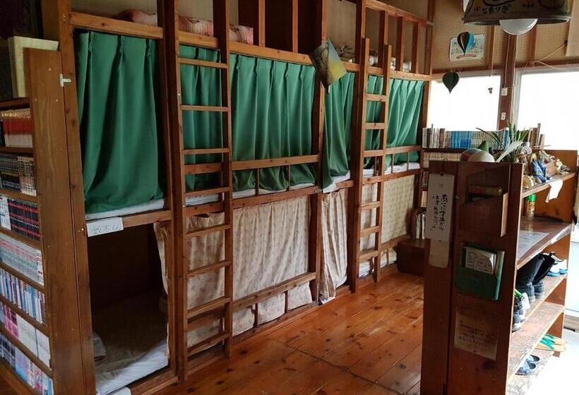 بنسيون Tomarigi