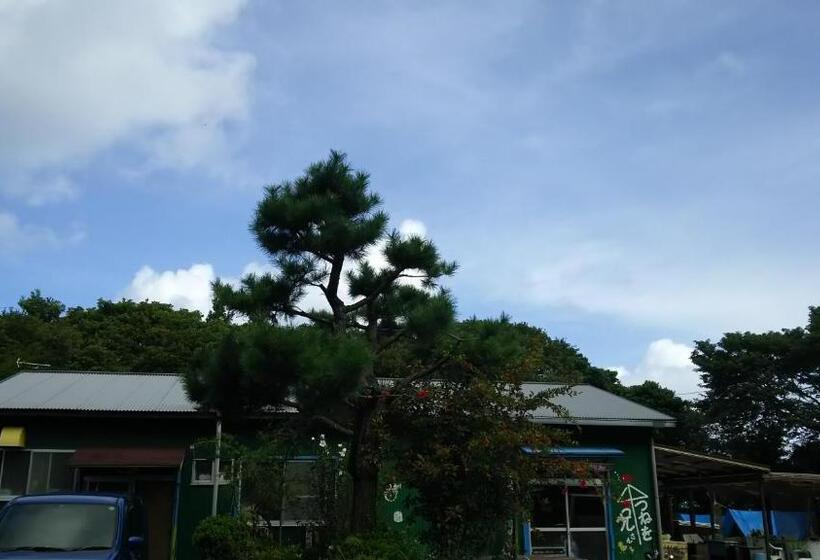 بنسيون Tomarigi