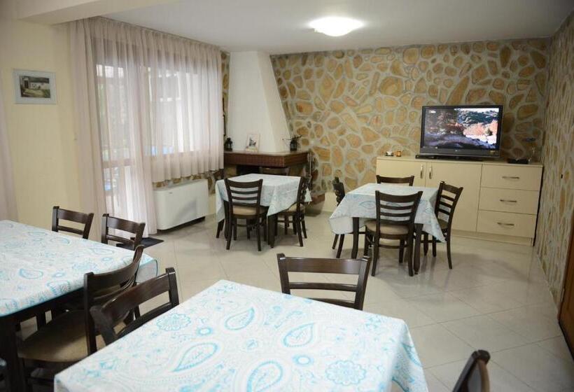 펜션 Villa Drecheva