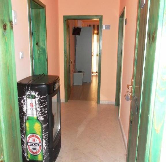 ペンション Villa Mari Guest Rooms