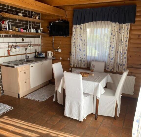 پانسیون Alice Chalet Bled Adults Only