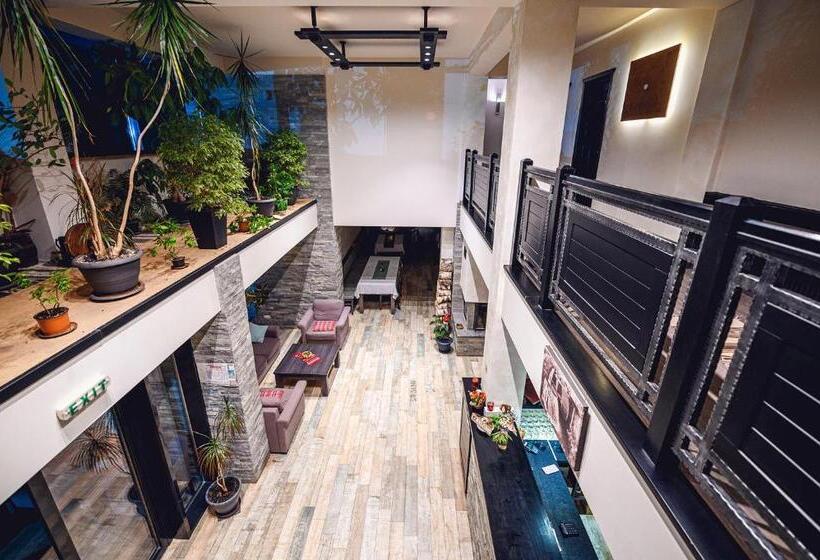 Pension Pîrîu' Morii