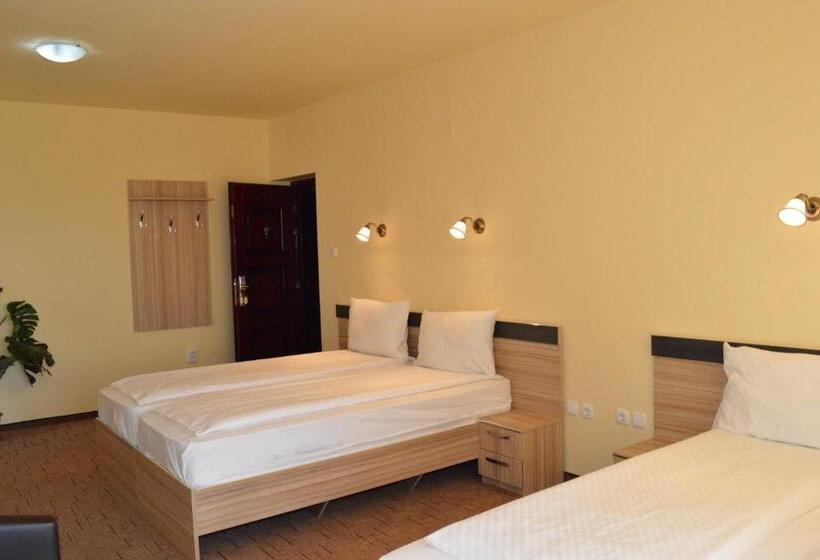 Pensiunea Beverly Hills