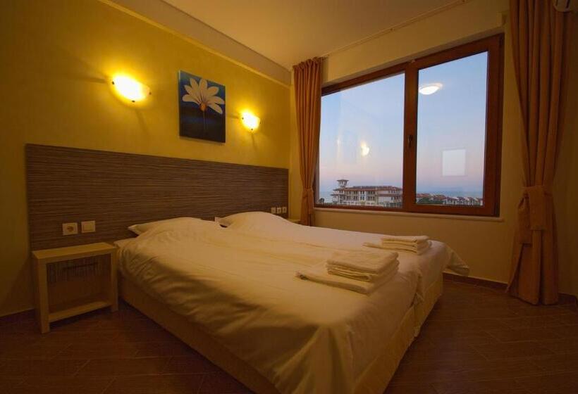 Seagarden Villa Resort