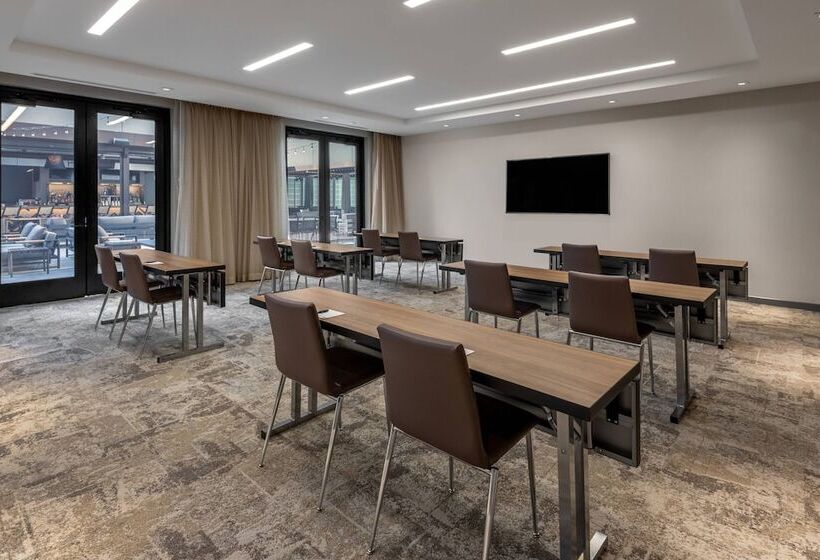 Ac Hotel By Marriott Atlanta Midtown