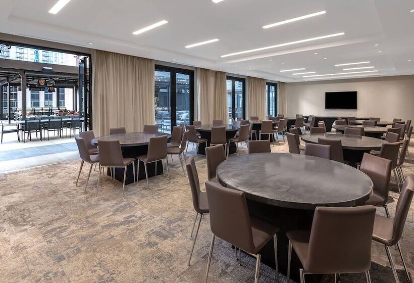 Ac Hotel By Marriott Atlanta Midtown