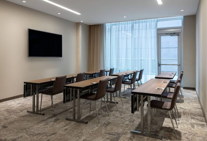 Ac Hotel By Marriott Atlanta Midtown