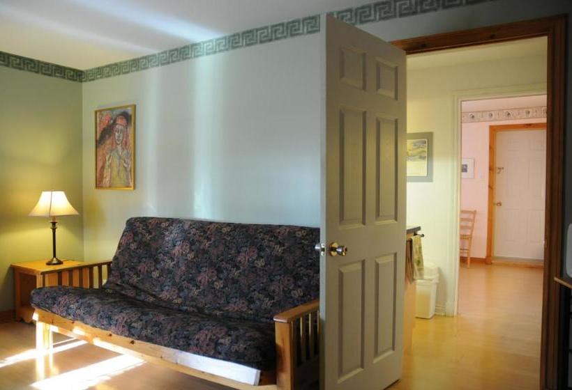 הוסטל Aux Petits Oiseaux Citqo96751