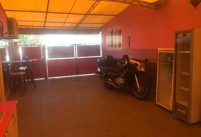 ユースホステル Casa Roz