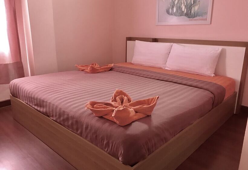 Общежитие Ponlaan Apartment