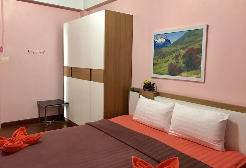 Общежитие Ponlaan Apartment