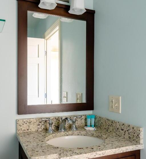 ユースホステル Rhea S Inn