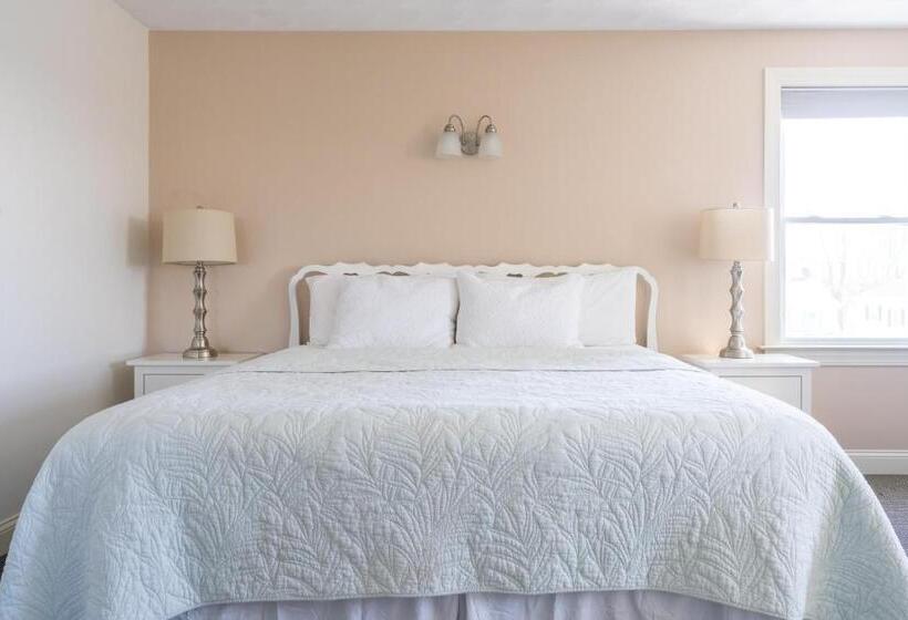 ユースホステル Rhea S Inn