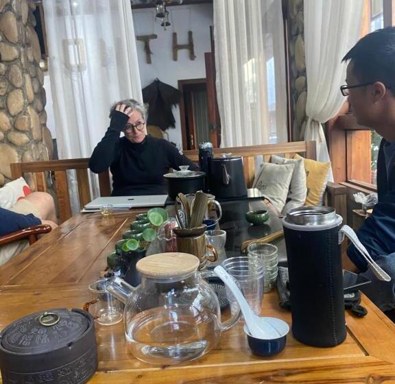 ユースホステル Zhangjiajie Highlights Guesthouse