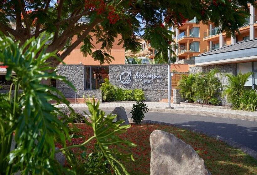 Arguineguin Park by Servatur