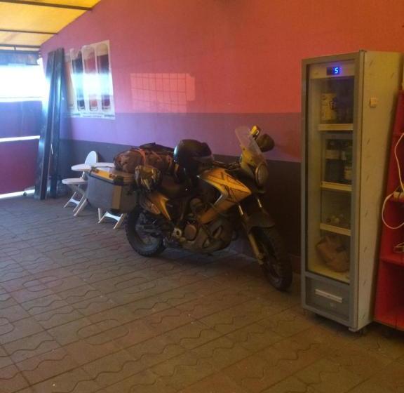 ユースホステル Casa Roz