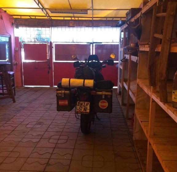 ユースホステル Casa Roz